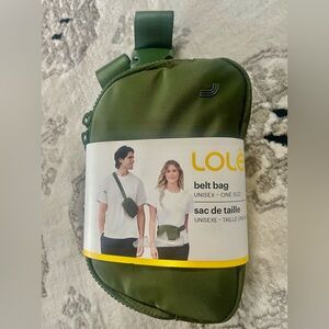 💚LOLE dark GREEN belt bag. So versatile functional everyday bag!